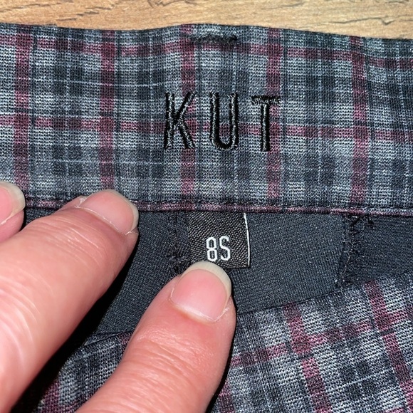 KUT from the Kloth Grey and burgundy Plaid skinny pants. Size 8 - Picture 2 of 10